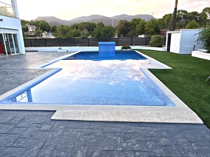 Foto baec8dec-441a-4ff8-a177-03d6f4f5b9ed. Chalet in calle córdoba 17 in Totana