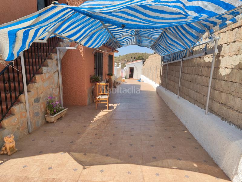 Foto 40b5f125-c165-4621-90a2-eddb3a1c137f. Chalet con camino piscina in Aledo