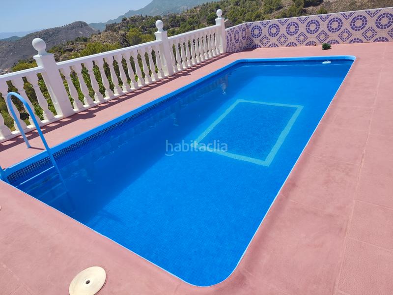 Foto 4219998a-ed65-4ce6-82a7-39ddf4e29c50. Chalet con camino piscina in Aledo