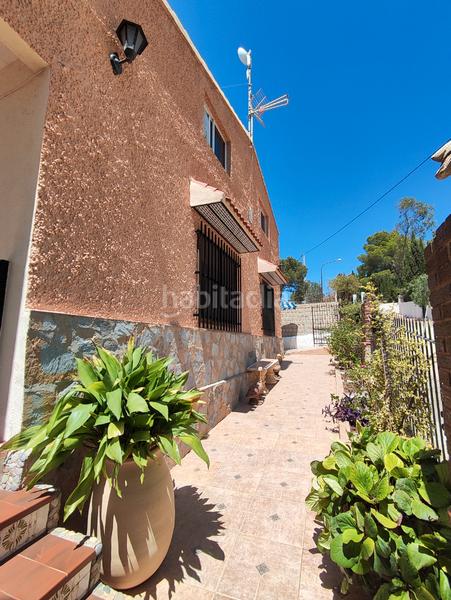 Foto ac8ad6d9-d722-4c0b-bfc4-720dc316dfd3. Chalet con camino piscina in Aledo