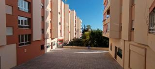 Piso en Los Jardines de Marbella - La Ermita. Piso en el centro de marbella con increibles vistas al mar