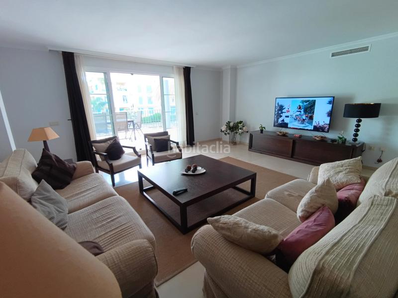 Foto 07437ade-d87a-4865-85e2-5cc40d87f03a. Apartament a puerto de Sotogrande-la marina Sotogrande