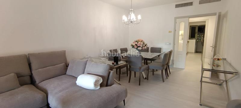 Foto 2384822a-3557-4fa4-88ab-b36acf96d6ba. Appartamento con parcheggio in Benatalaya Estepona