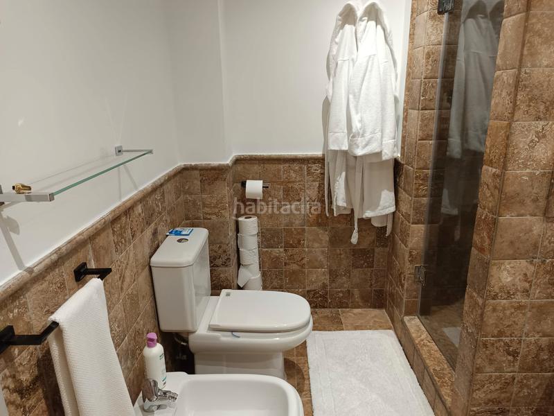 Foto 37a96640-c4f8-441d-b49e-20bc156f4cbb. Appartamento con parcheggio in Benatalaya Estepona