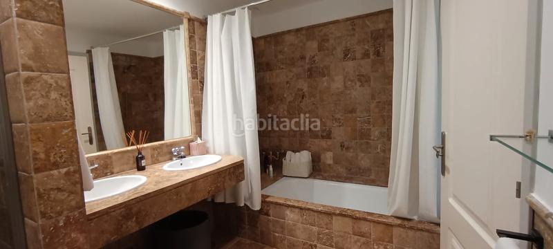 Foto a49285ab-c529-46ea-9505-374bd4ffb5ef. Appartamento con parcheggio in Benatalaya Estepona