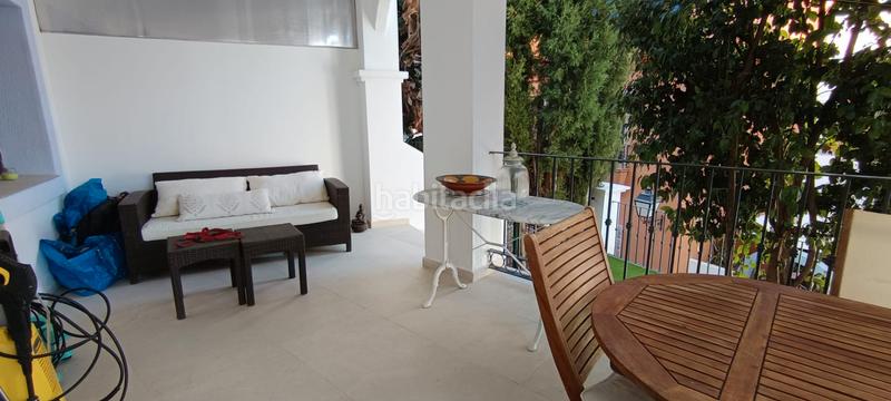 Foto 2357f873-b107-4a13-b3e0-44d36048c18d. Casa bifamiliare con camino parcheggio piscina in Estepona