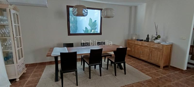 Foto dde961a5-39aa-46ae-ba5f-ccefeb908adf. Casa bifamiliare con camino parcheggio piscina in Estepona