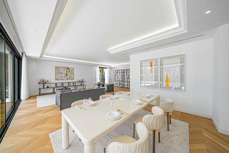 Foto b29f068b-cc02-41f2-a352-23c3d5acfe33. Xalet amb calefacció aparcament piscina a lomas de Marbella club Marbella