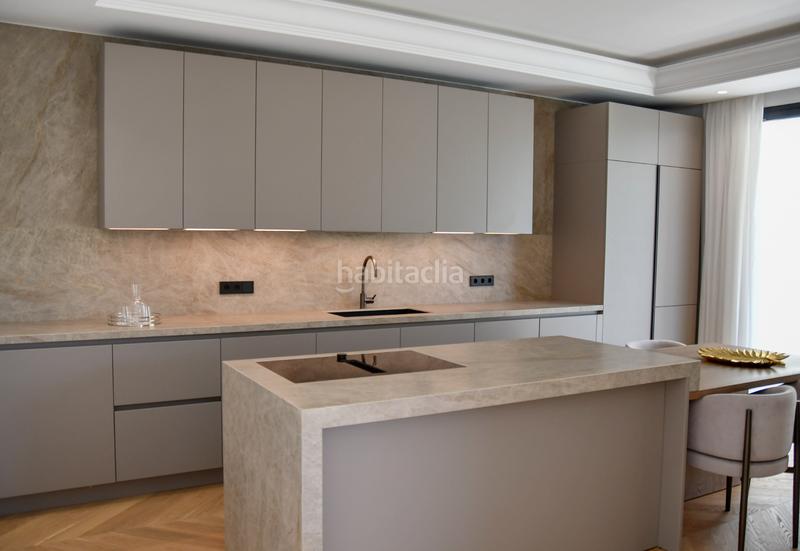 Foto c5d18356-3e91-45dc-ab20-0d16b60a1bba. Xalet amb calefacció aparcament piscina a lomas de Marbella club Marbella