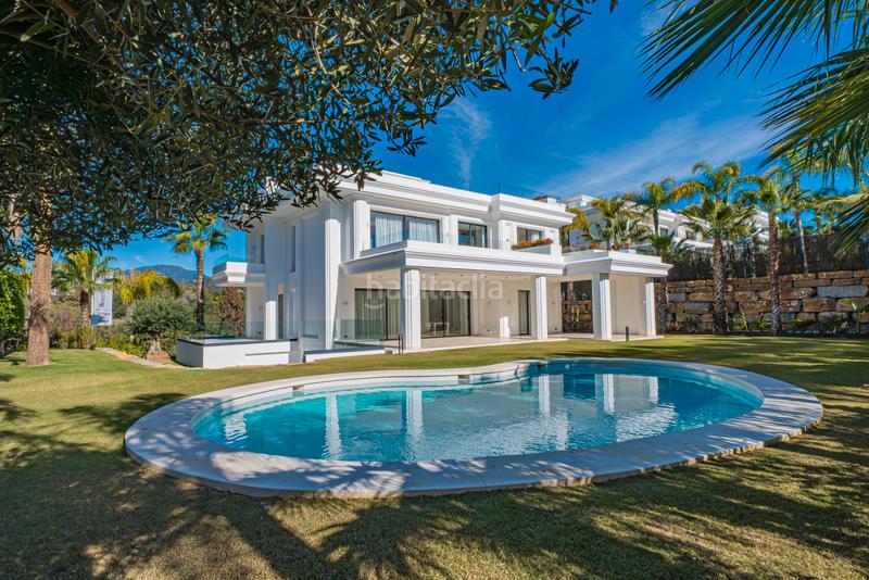 Foto d78b8560-0acb-404d-9716-d23b63b0c915. Xalet amb calefacció aparcament piscina a lomas de Marbella club Marbella