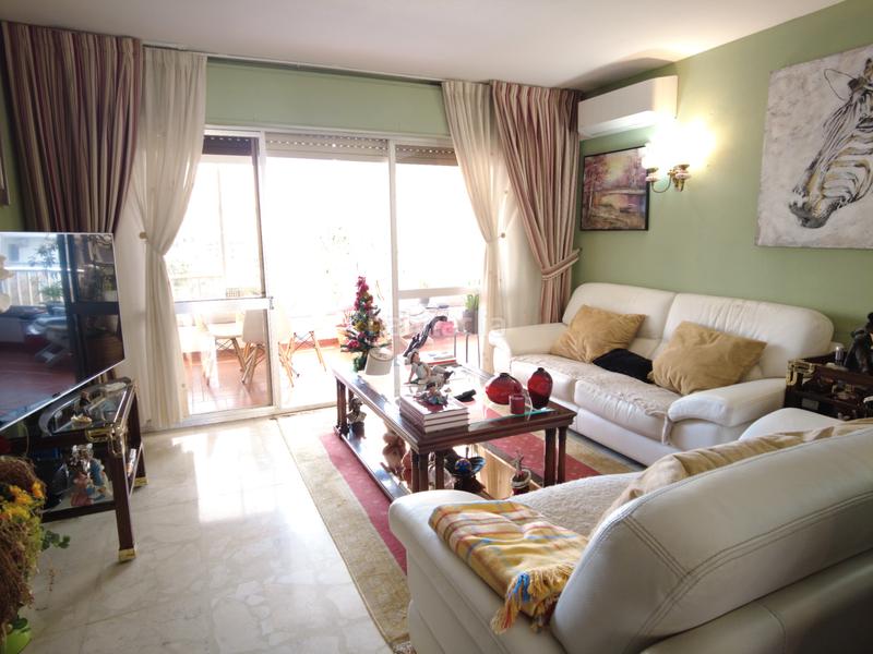 Foto 96db3680-1c87-4ef6-a79a-735850f938eb. Flat with heating pool in Ricardo Soriano Marbella