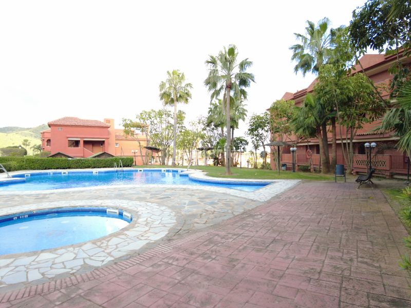 Foto 13e8428e-f407-4a9d-93c8-752bb2796dfa. Pis amb aparcament piscina a reserva de Marbella Marbella