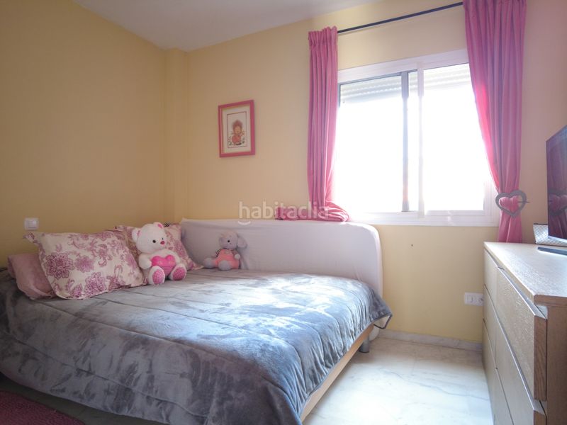 Foto c1fb6407-a8f5-4a02-ab3a-e9c8e5f27c86. Pis amb aparcament piscina a reserva de Marbella Marbella