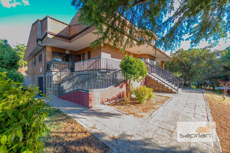 Foto 27f8fd5b-cec4-4518-958b-925266417dbf. Casa amb piscina a Parquelagos-Puente Nuevo Galapagar