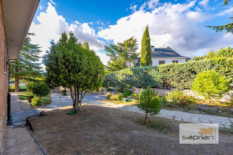 Foto 795730c0-5c6a-426b-8e11-febcb4c931c0. Casa amb piscina a Parquelagos-Puente Nuevo Galapagar