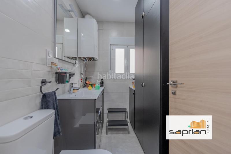 Foto 675e8b5d-127b-4a88-9d10-381329cfe9db. Planta baixa amb calefacció a Rejas Madrid