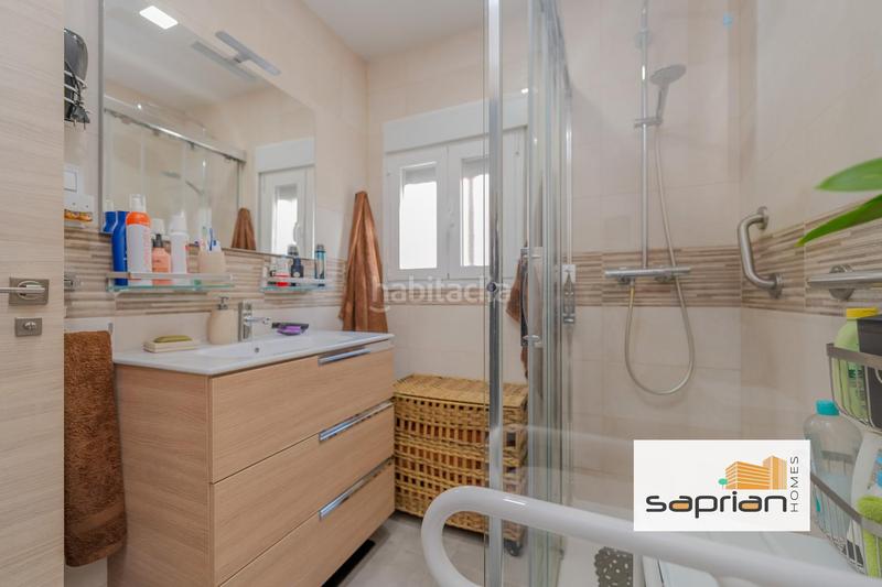 Foto 8ce709ce-fd61-41ef-8104-424aa1ccf2b8. Planta baixa amb calefacció a Rejas Madrid