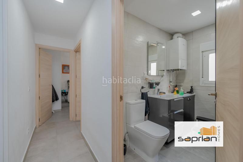 Foto 99f1e7e2-7446-44bf-adc7-4a31b8f368a8. Planta baixa amb calefacció a Rejas Madrid