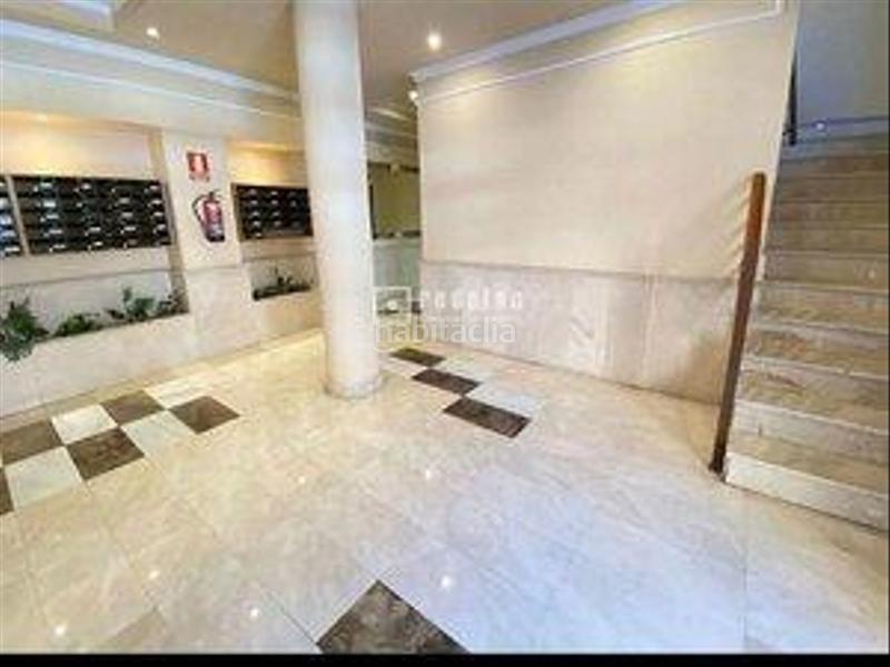 Foto cfb2a704-bc59-416a-aa15-6202a92eba2f. Flat with heating parking pool in Rejas Madrid