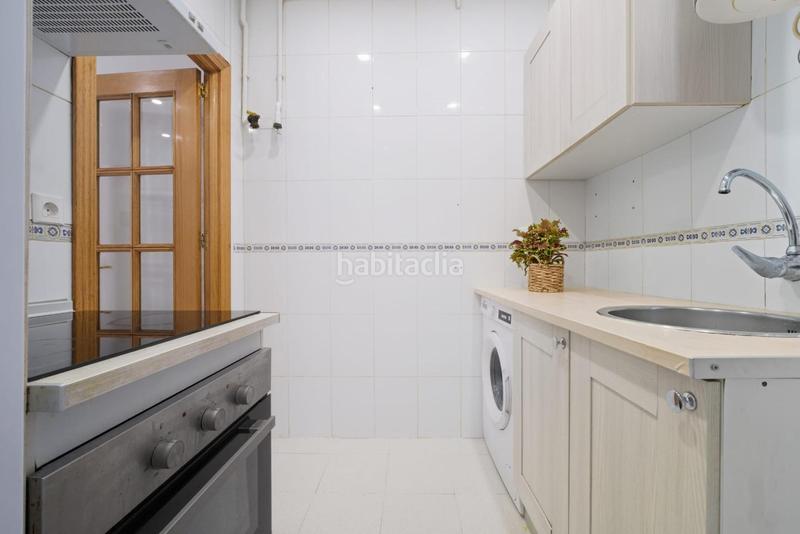 Foto ba7d7612-0e7f-4214-8661-df55ff2a6a4b. Planta baja piso en venta en barrio salamanca en Goya Madrid