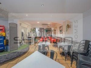 Foto 960755be-fb1e-4b1f-a8c1-eb3d406cbd4a. Local comercial a de caroli 8 a Aravaca Madrid
