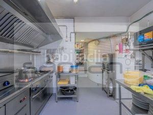 Foto e0813412-a8d6-4389-8713-e43b43e047af. Local comercial a de caroli 8 a Aravaca Madrid