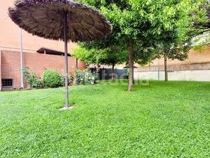 Foto b4d49328-b97a-4e0d-a282-6dfda6e9a508. Casa amb calefacció aparcament piscina a La Garena Alcalá de Henares