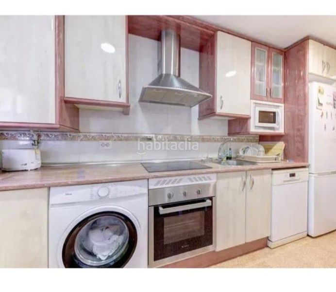 Foto 4b528d93-1d9b-4102-b886-798fcb0e4b6b. Flat with heating in Centro Villaviciosa de Odón