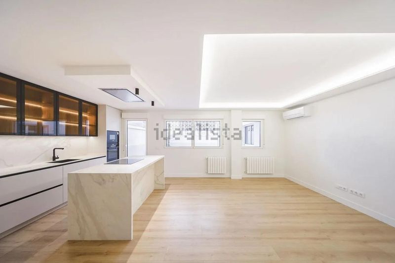Foto 04c82c5b-6766-4635-9dad-07262f05e6af. Planta baixa a El Viso Madrid