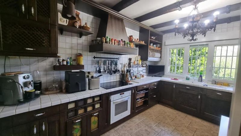 Foto 2acb9eae-8f5f-4263-878d-67dfa032473b. Casa amb calefacció aparcament piscina a Boalo (El)