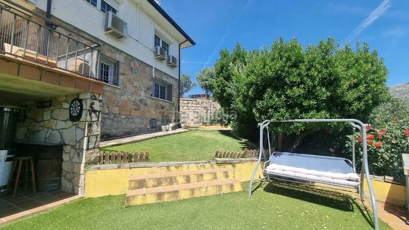 Foto 8225b39d-c405-4990-8035-8ba0c95bc7ee. Casa amb calefacció aparcament piscina a Boalo (El)