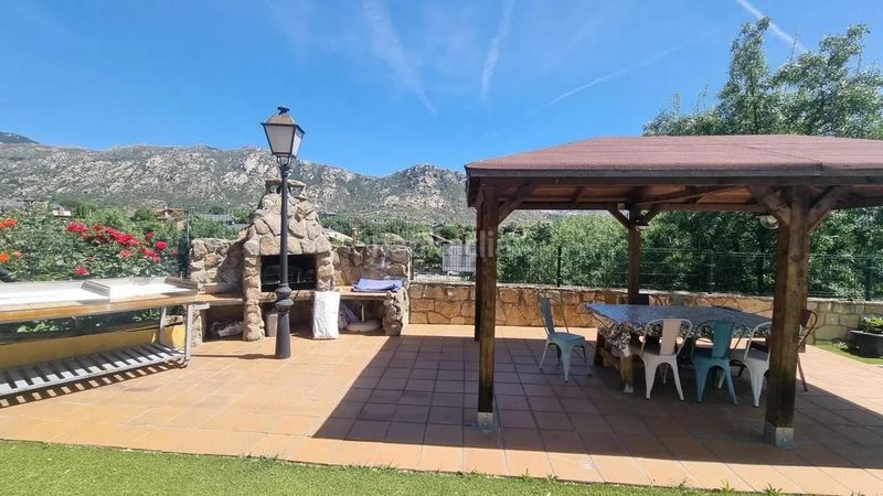 Foto ca77e984-a854-41f0-8153-af0f588412d5. Casa amb calefacció aparcament piscina a Boalo (El)