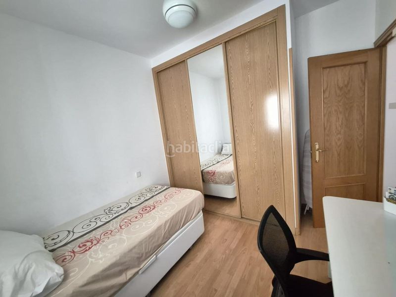 Foto fa428833-ebea-43a2-aa44-41405066edfd. Planta baixa a Aravaca Madrid