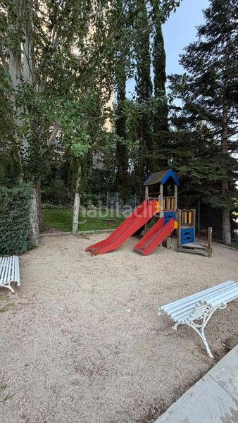 Foto 00928925-77ab-4b75-bba2-0d97a3c3e37d. Pis amb calefacció piscina a Peñagrande Madrid