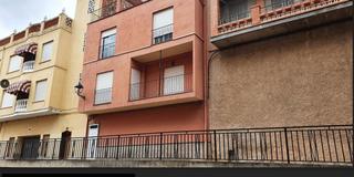 Haus in Alfondeguilla. Se vende magnifica cas en alfondeguilla con 2 plantas y salida a