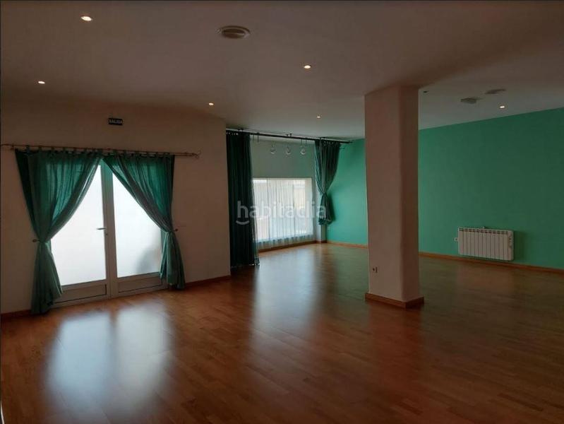 Foto 1e505271-d037-4eef-bab7-de48841555a0. Locale commerciale in Vall d´Uixó (la)