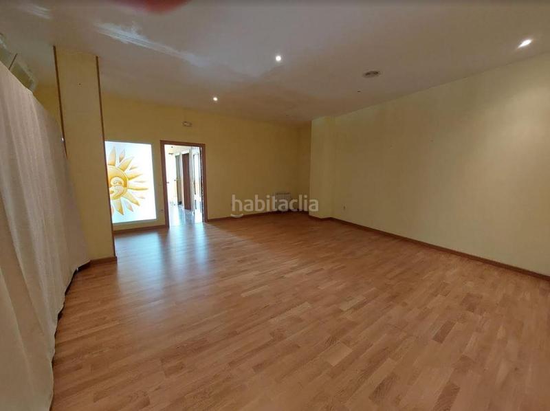 Foto ccd4fa40-18f8-4db8-8091-a6b713cad744. Locale commerciale in Vall d´Uixó (la)