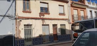 Maison à Vall d´Uixó (la). Se vende gran casa  en el centro del pueblo para reformar
