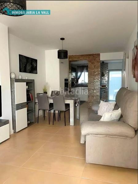 Foto 8b3c9b6a-1ff4-4027-b85a-f201304adf72. Apartamento  reformado a 50m de la playa con terraza, garaje y doble acceso en Chilches