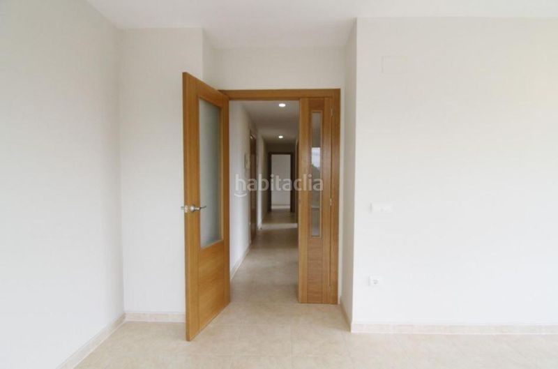 Foto b584b0ea-6693-41a9-8a89-a64c9f27e377. Planta baixa a Nules