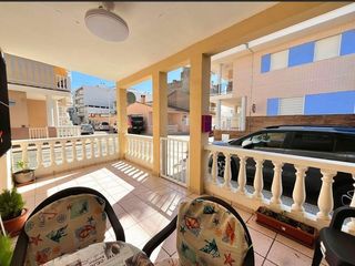 Bauernhof in Moncófar Playa. Amplia vivienda con terraza junto al mar