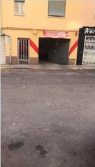 Aparcament cotxe a Vall d´Uixó (la). Se vende cochera en calle julio porales con puerta automatica de