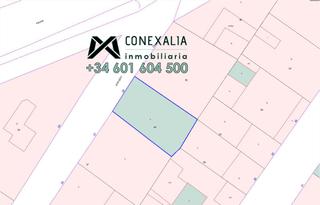 Terreny residencial a Olvera. Solar en venta en ensanche.