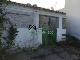 Terreny residencial a Olvera. Solar en venta en ensanche.