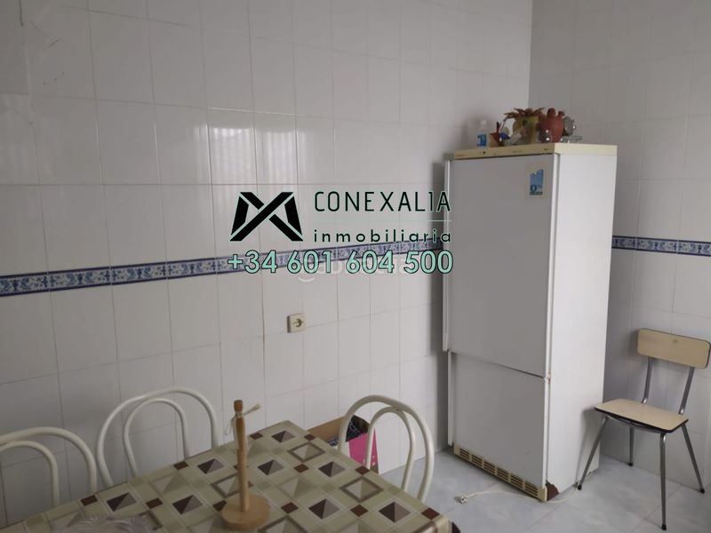 Foto 2d138df6-a470-430b-9aa8-d06275133247. Pis a Olvera
