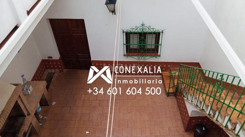 Foto 073b0f53-60f0-4abf-9194-7805673dad72. Casa  en venta en conjunto histórico, 8 dormitorios. en Olvera