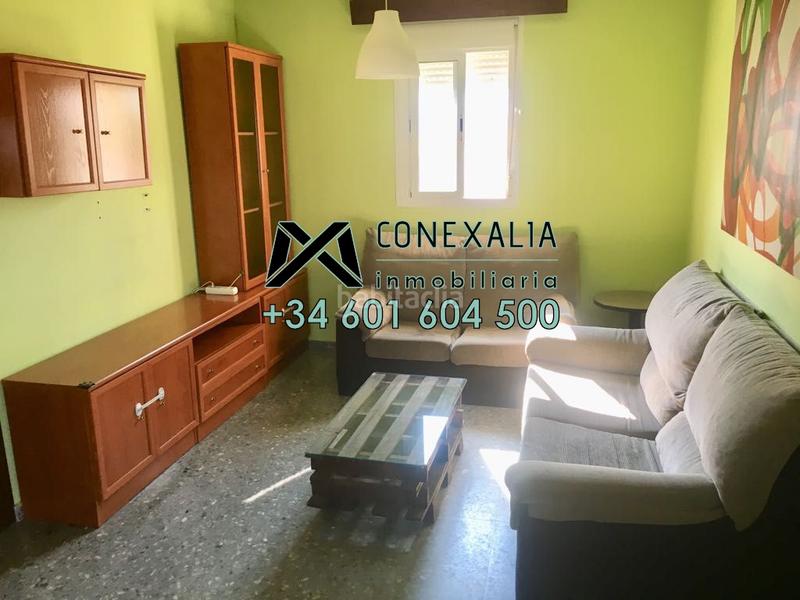 Foto 0943d77c-2c93-4062-b07c-88aa607da111. Casa en perú 28 casa con local en venta , 3 dormitorios. en Olvera