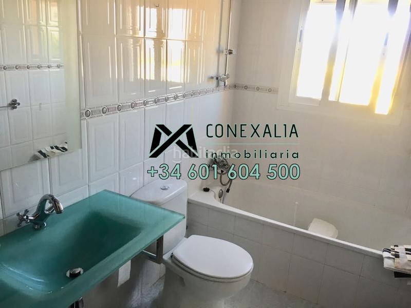 Foto 0f0d167f-4fed-46ad-99ea-8c50c304b417. Casa en perú 28 casa con local en venta , 3 dormitorios. en Olvera
