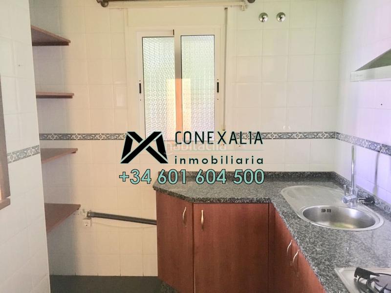 Foto 24d8b8c3-cb52-4314-9772-9d93a9d5a3a9. Casa en perú 28 casa con local en venta , 3 dormitorios. en Olvera