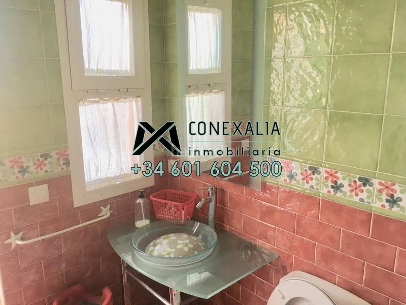 Foto 4cf7269e-54fe-4aa8-9b6c-d44164b286e8. Casa en perú 28 casa con local en venta , 3 dormitorios. en Olvera